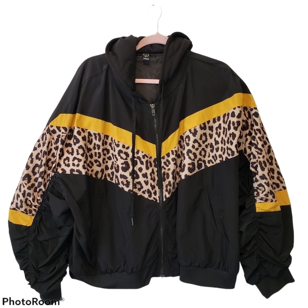 Windsor Lightweight Jacket - image 1